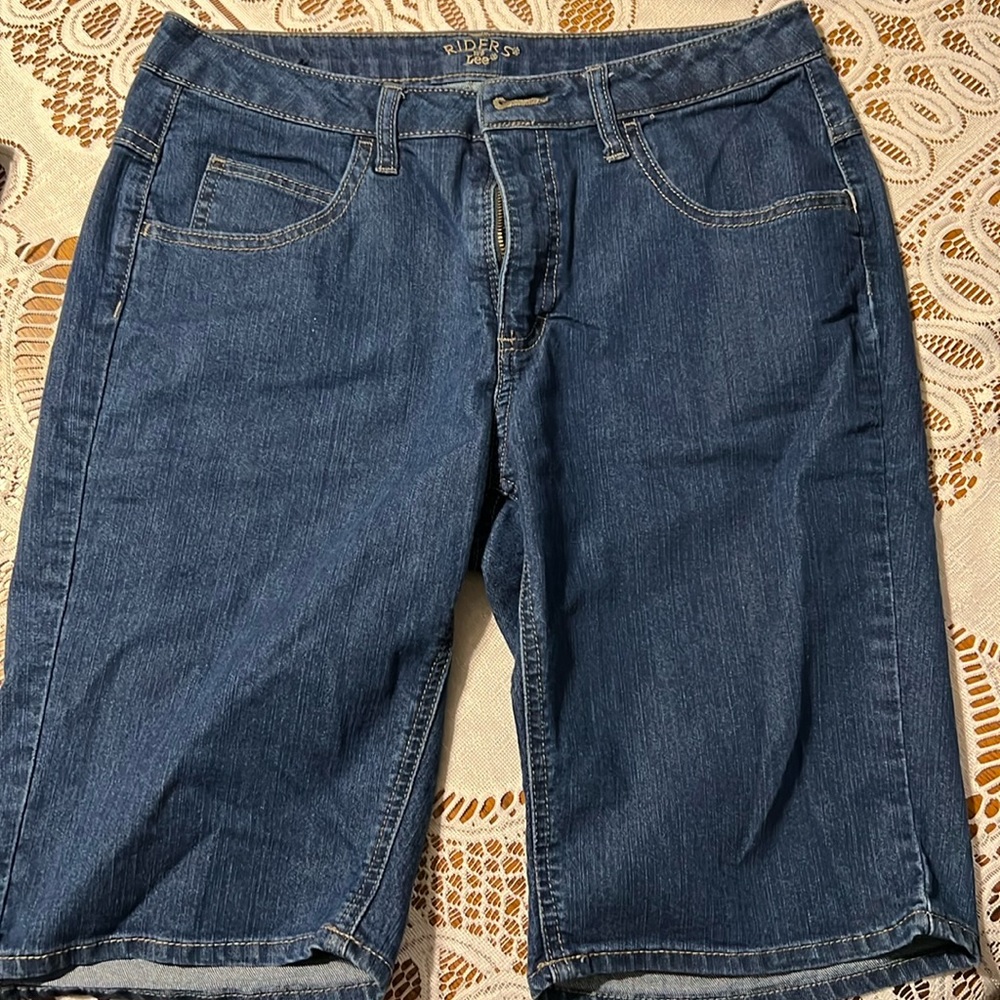 Riders by Lee Bermuda shorts, size 10